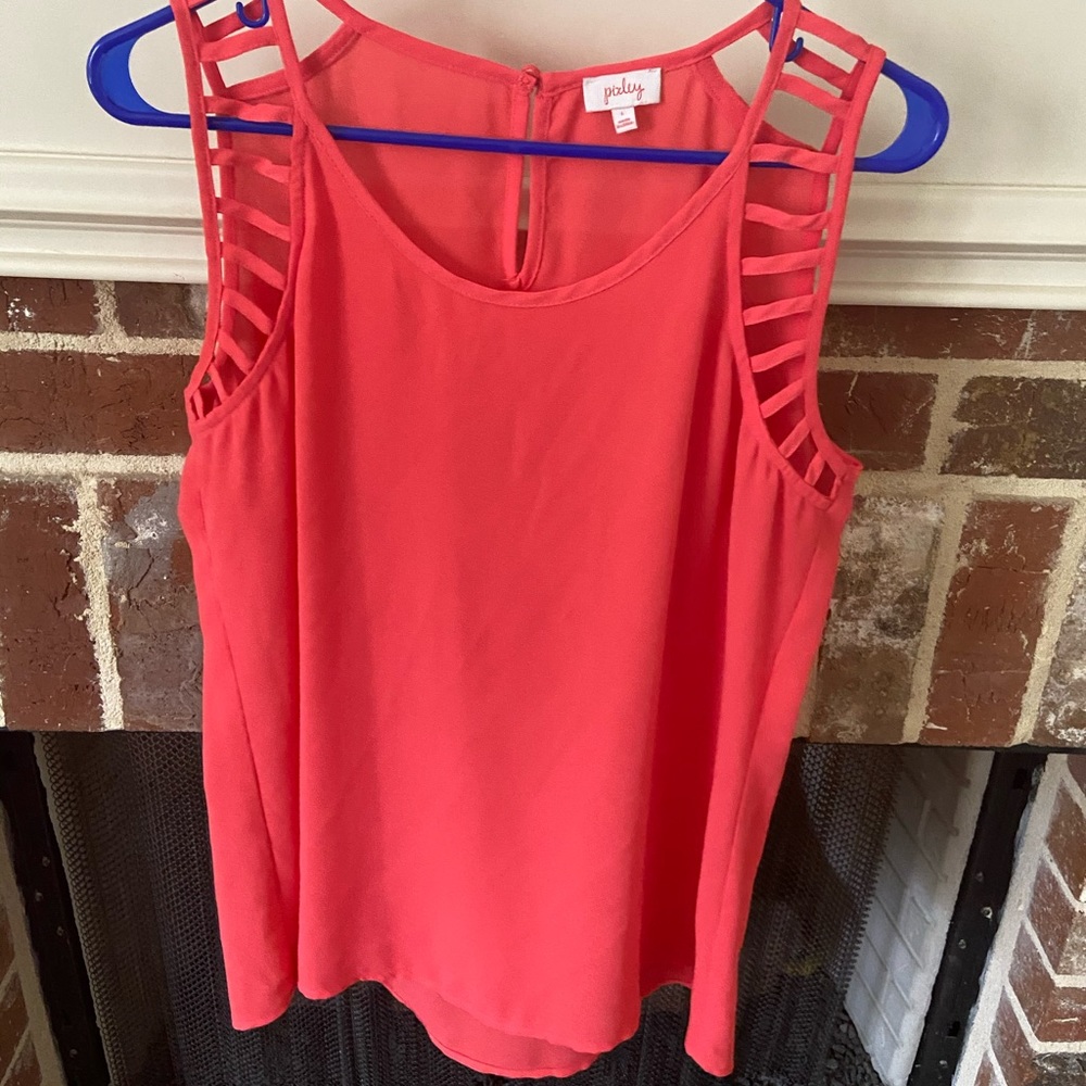 Pixley L pink sleeveless shirt